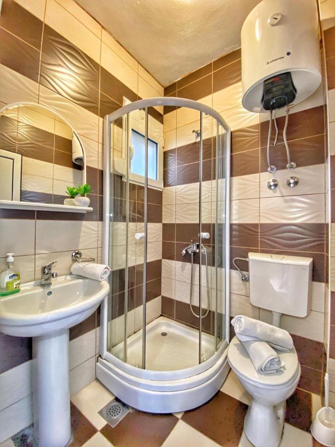 Md Apartments อุลซิน ภายนอก รูปภาพ
