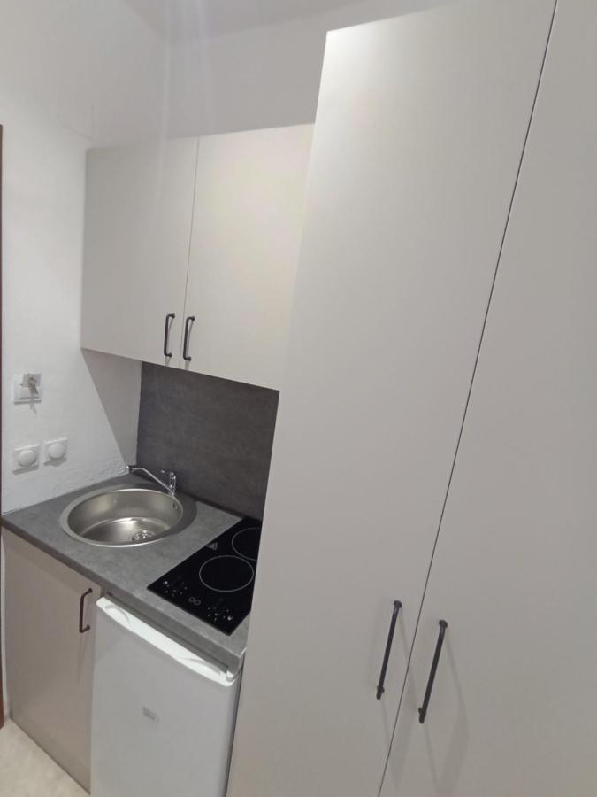 Md Apartments อุลซิน ภายนอก รูปภาพ